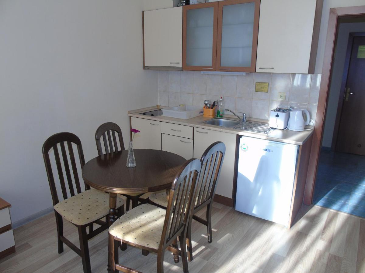 Хотел Флора Private Studio All Seasons Borovets Exterior photo